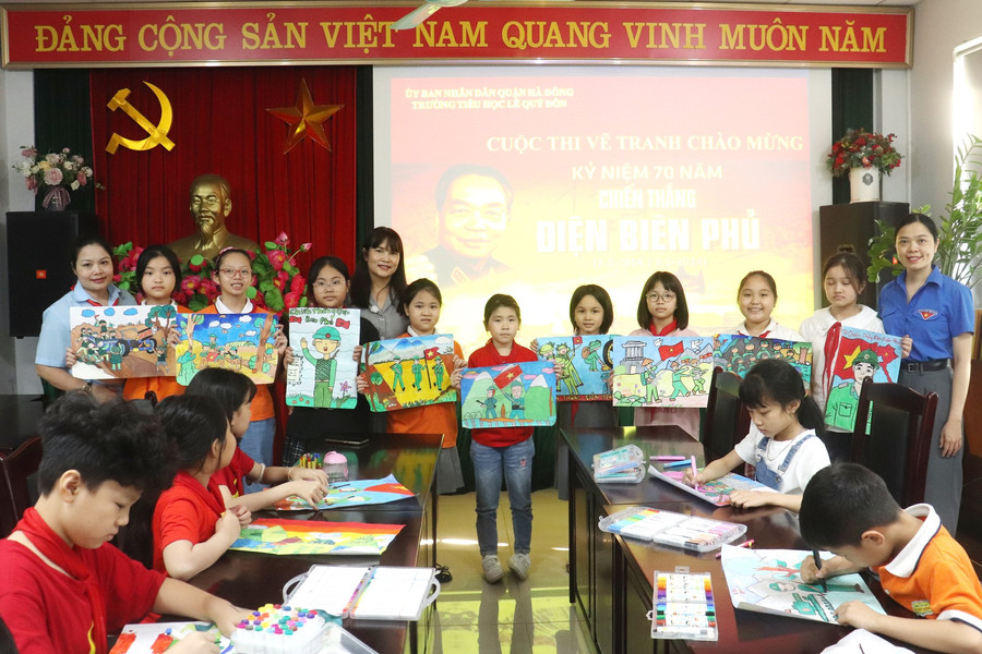 Ngành Giáo dục quận Hà Đông phát động “Sổ tay chiến sĩ nhỏ Điện Biên”