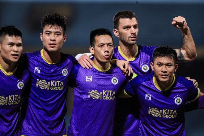 Văn Quyết tỏa sáng, Hà Nội FC ngược dòng giành chiến thắng trước Thanh Hóa