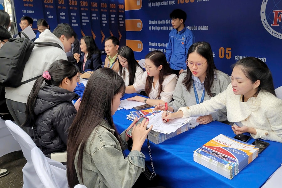 Nhiều điểm mới trong quy chế tuyển sinh đại học từ năm 2025