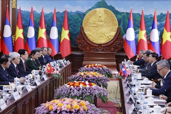 Chủ tịch nước Lương Cường hội đàm với Tổng Bí thư, Chủ tịch nước Lào