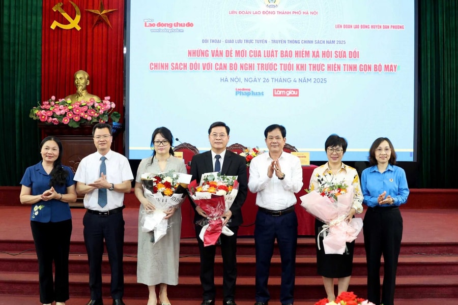 Người lao động quan tâm chính sách hỗ trợ khi thực hiện sắp xếp tổ chức bộ máy