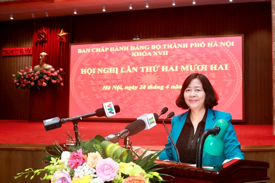 Bí thư Thành ủy Hà Nội Bùi Thị Minh Hoài: “Tránh tình trạng chạy chọt, tiêu cực trong công tác cán bộ”
