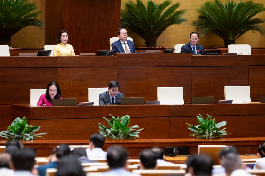 Rút ngắn nhiệm kỳ Quốc hội và HĐND, bầu cử nhiệm kỳ mới ngày 15-3-2026