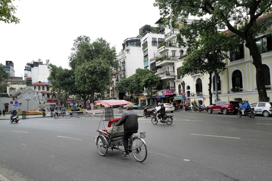 Hà Nội tiếp tục mưa rào về chiều, tối