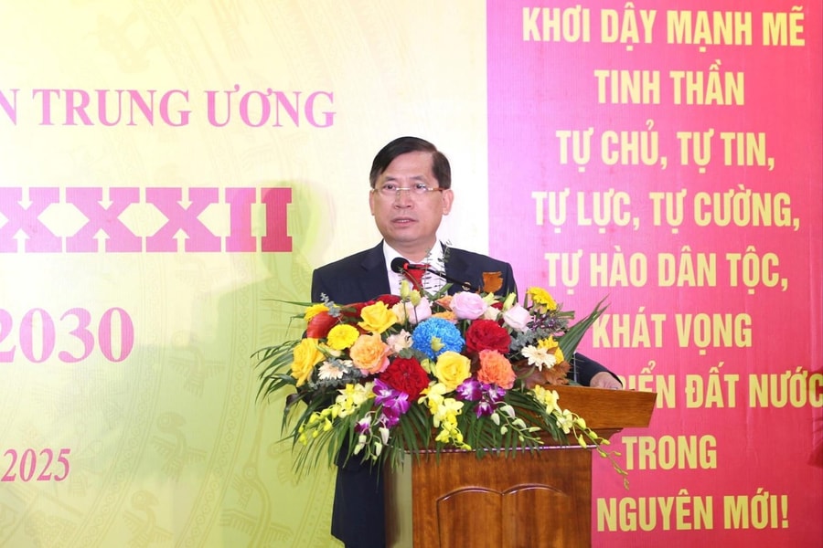 Đồng chí Vũ Nam tiếp tục là Bí thư Đảng ủy Bệnh viện Y học cổ truyền trung ương