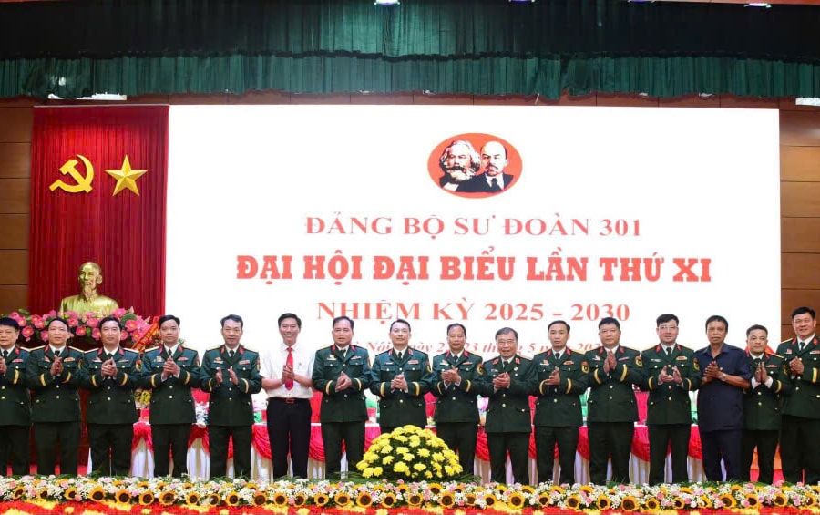 Đại hội đại biểu Đảng bộ Sư đoàn 301 lần thứ XI thành công tốt đẹp