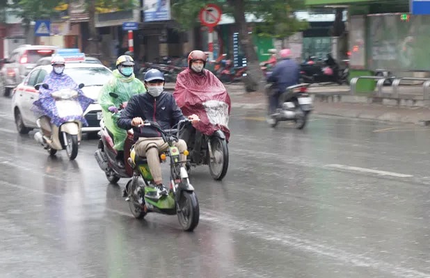 Bắc Bộ còn mưa rào rải rác và có nơi có dông