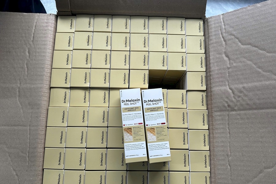 Phát hiện hơn 5.000 lọ mỹ phẩm nhập lậu tại Công ty Dược mỹ phẩm Ngân Korea ở Gia Lâm