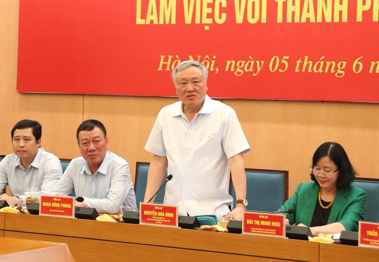 Phó Thủ tướng Thường trực họp với thành phố Hà Nội về giải quyết các vụ việc khiếu nại, tố cáo kéo dài