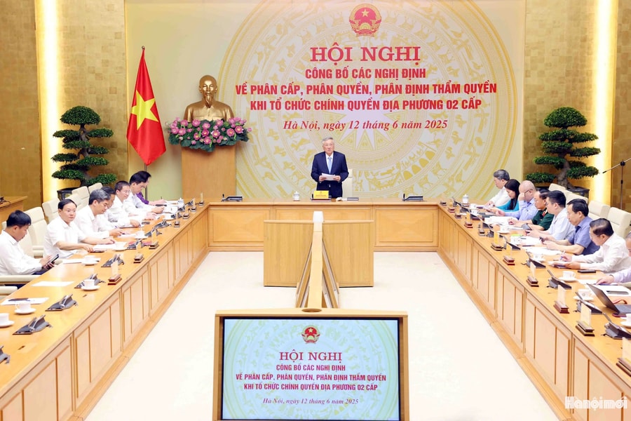 Phó Thủ tướng Thường trực: "Địa phương nào trì trệ, gây khó khăn, người đứng đầu phải chịu trách nhiệm"