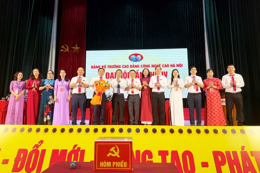 Đồng chí Phạm Xuân Khánh giữ chức Bí thư Đảng ủy Trường Cao đẳng Công nghệ cao Hà Nội