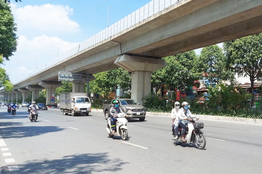Bắc Bộ ngày nắng gián đoạn, chiều tối có mưa rào rải rác