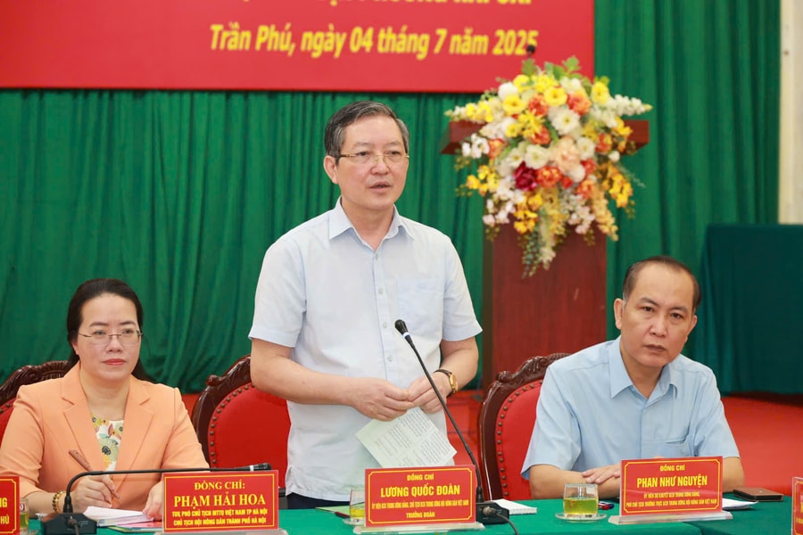 Chủ tịch Hội Nông dân Việt Nam Lương Quốc Đoàn làm việc với xã Trần Phú