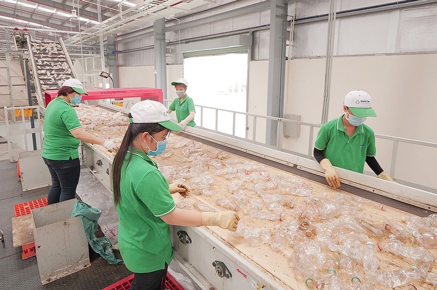 Tiêu dùng bền vững hướng đến kỷ nguyên xanh: Doanh nghiệp cần cú hích về công nghệ