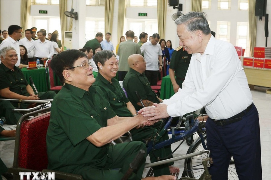 Tổng Bí thư Tô Lâm: Người có công là tài sản quý, là biểu tượng của ý chí, nghị lực Việt Nam