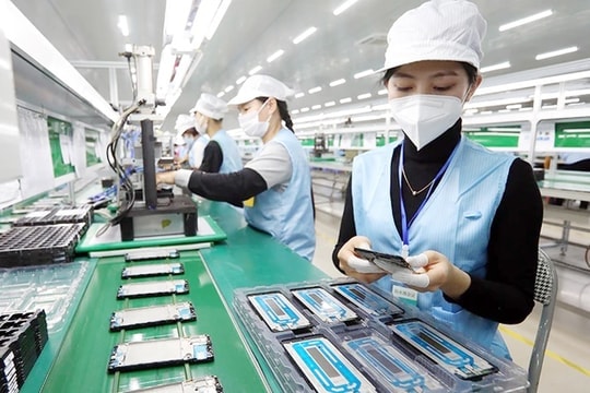 Ngược dòng thách thức để tăng trưởng bứt phá