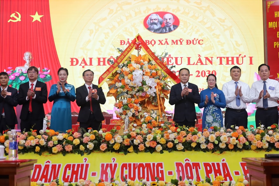 Xã Mỹ Đức phát huy truyền thống, vươn lên thành xã giàu đẹp, văn minh