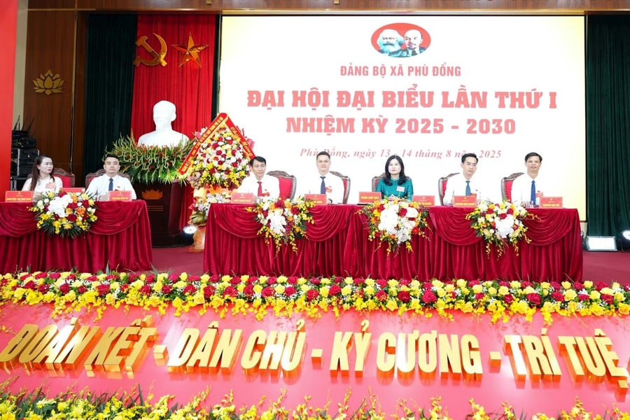 Quyết tâm xây dựng Phù Đổng xanh, văn minh, hiện đại