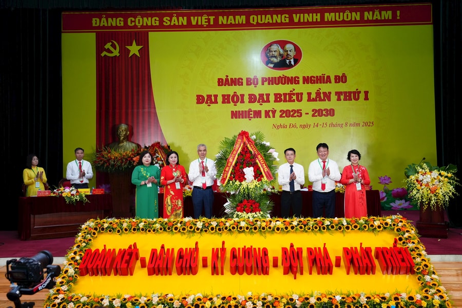 Khơi dậy khát vọng phát triển, xây dựng phường Nghĩa Đô xanh, văn minh, hiện đại