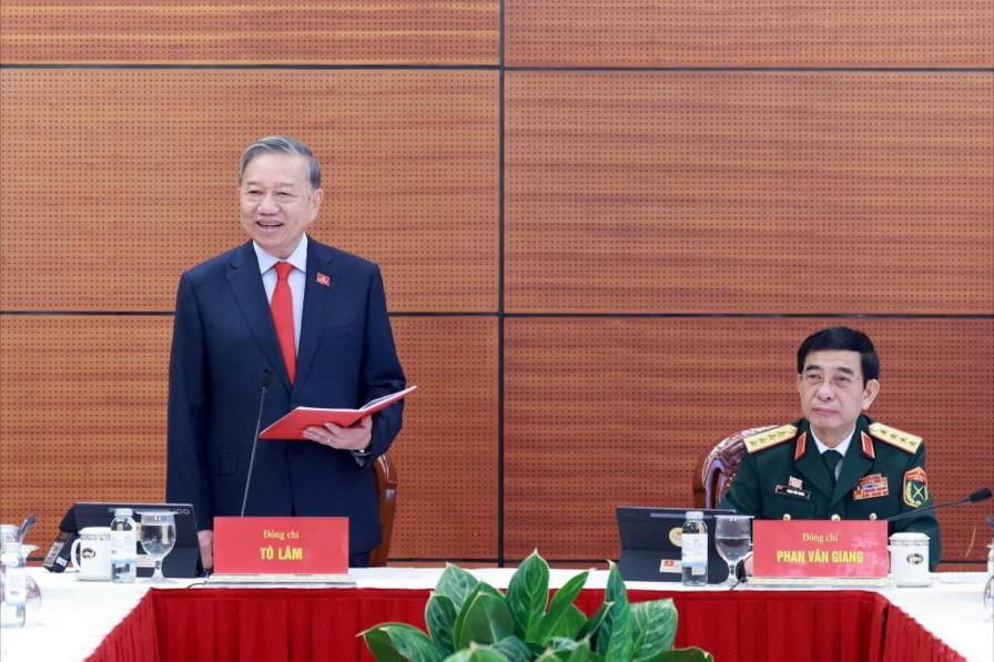 Đại hội XIV của Đảng: Đại biểu làm việc tại Đoàn, thảo luận các văn kiện Đại hội