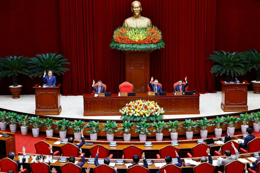 Thông báo Hội nghị lần thứ hai Ban Chấp hành Trung ương Đảng khóa XIV