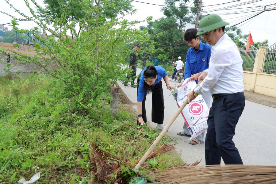 Phú Nghĩa ra quân vì không khí sạch, giao thông xanh
