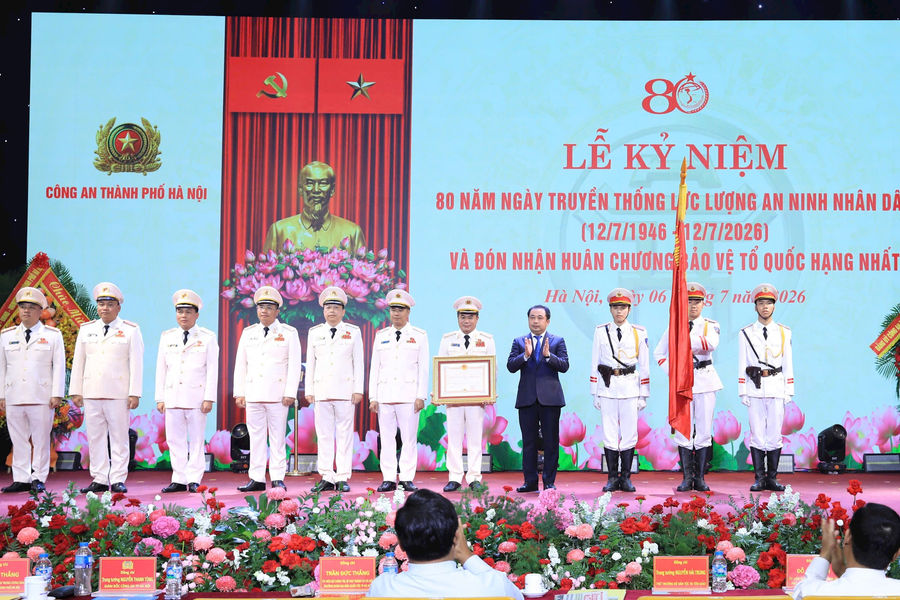 Bí thư Thành ủy Hà Nội Trần Đức Thắng: Lực lượng An ninh nhân dân Công an Thủ đô phải lấy hạnh phúc, sự an toàn của nhân dân làm mục tiêu cao nhất