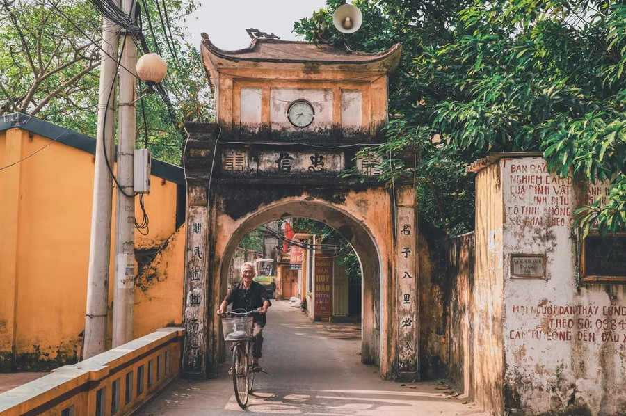 Lối đi nào cho làng cổ Cự Đà?
