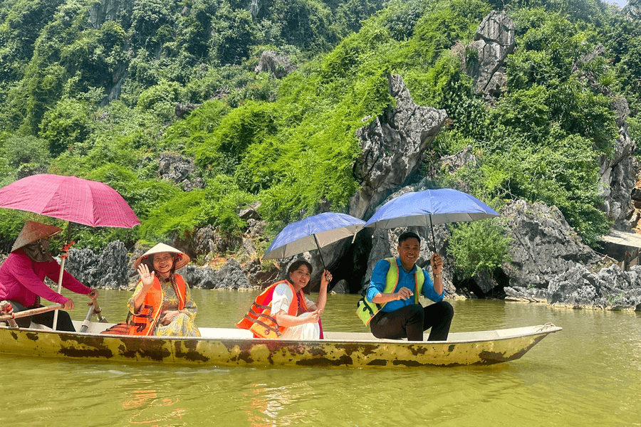 Xã Hồng Sơn: Đánh thức tiềm năng du lịch hồ Quan Sơn bằng chuyển đổi số