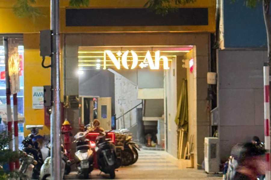 Phường Đống Đa: Người dân khốn khổ vì quán bar “núp bóng” nhà hàng