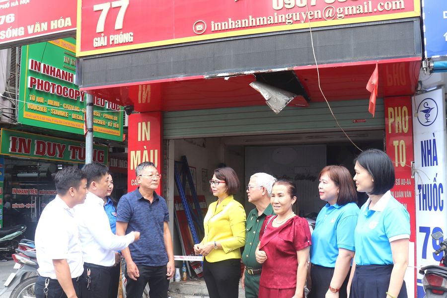 Dự án Trục không gian Quốc lộ 1A: Hiệu ứng lan tỏa từ những hộ dân đầu tiên ký bàn giao mặt bằng ở phường Bạch Mai