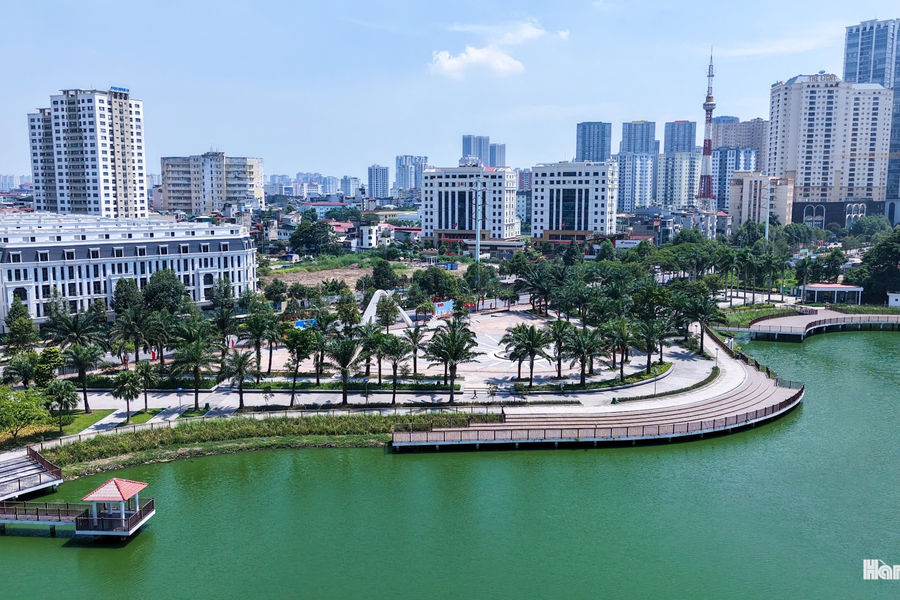 Không gian xanh giữa lòng đô thị tại công viên Phùng Khoang