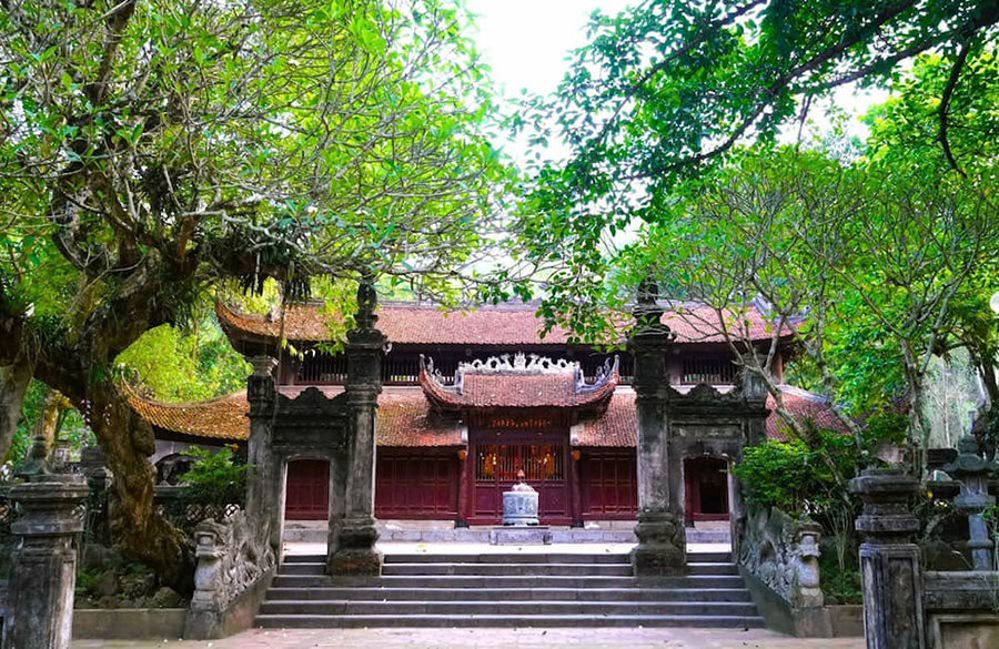 Theo dấu chân Thánh Gióng