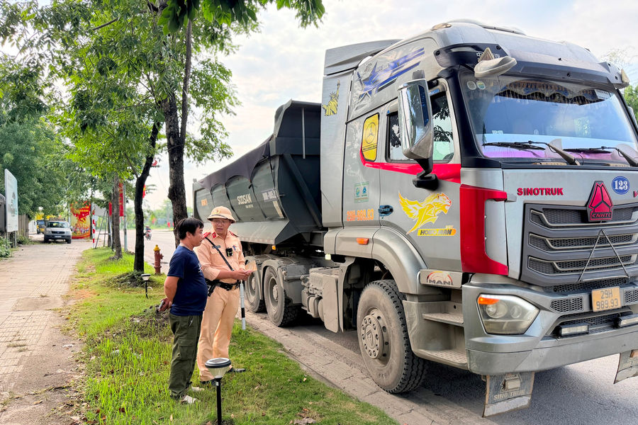 Xã Phúc Thịnh siết chặt an toàn giao thông, bảo vệ môi trường tại các dự án