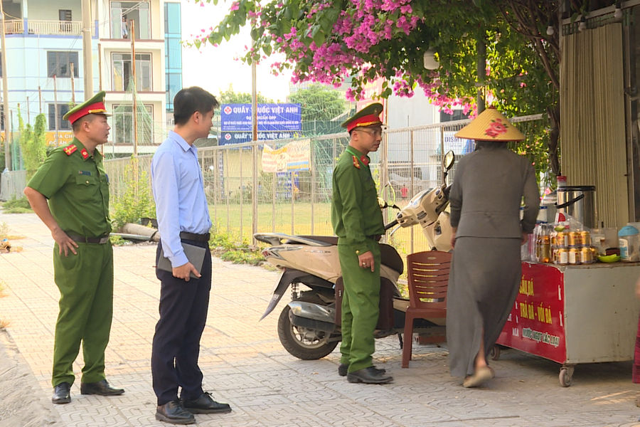 Xã An Khánh quyết liệt xử lý vi phạm tại khu đất dịch vụ An Thọ