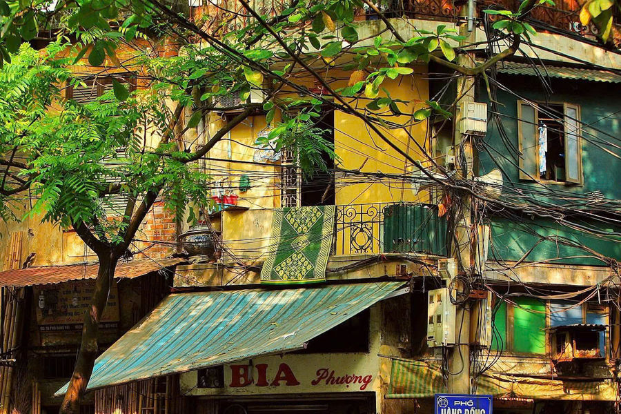 Ở lại cùng tháng 10