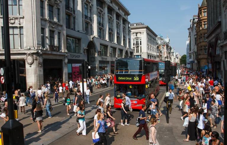 London biến phố Oxford thành phố đi bộ: “Canh bạc” lớn để hồi sinh kinh đô mua sắm