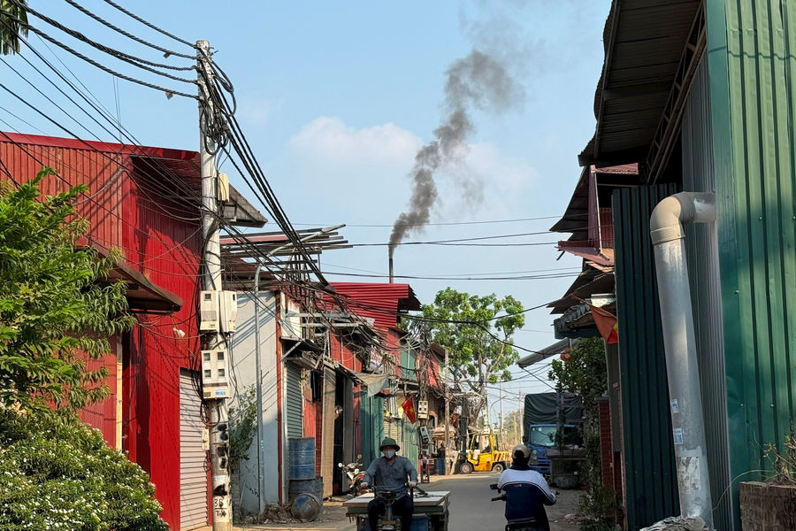 Xã Phúc Thọ: Làng nghề mộc Triệu Xuyên bao giờ hết khổ vì khói bụi?