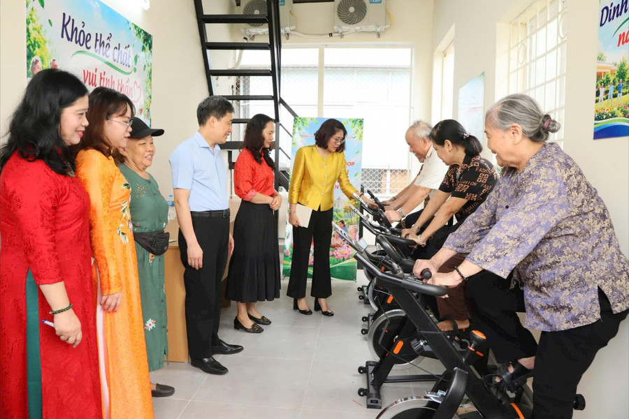 Người cao tuổi phường Cửa Nam có thêm không gian chăm sóc sức khỏe, giao lưu ban ngày
